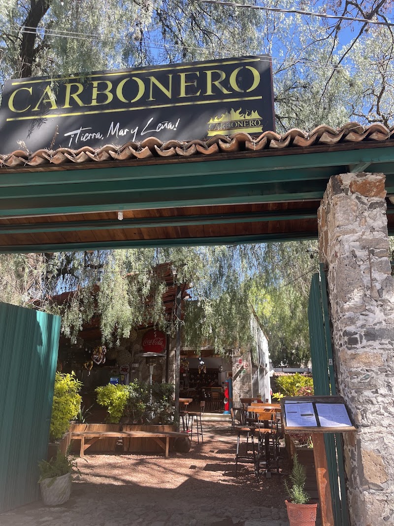 Carbonero - Cocina de tierra, mar y leña