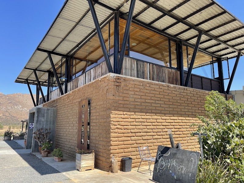 Vinicola Torres Alegre and Family