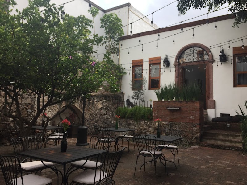 Clandestino Hotel photo 4