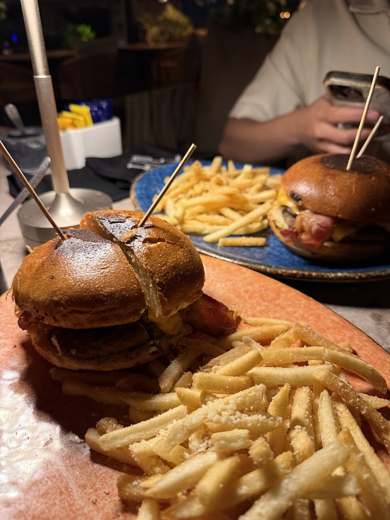 3/4 Cocina de Brasa photo 2